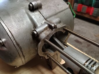 Motor Jawa 50 /20,21,23 - 9