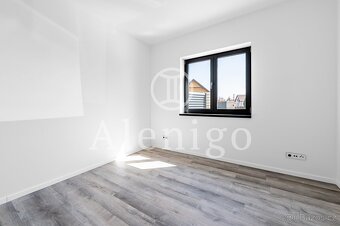 Prodej rodinného domu, 5+KK, 147m2, pozemek 438m2, Čachovice - 9