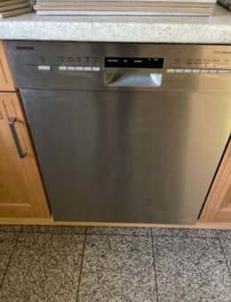 Borovicová kuchyně s novými spotřebiči, 4634 - 9