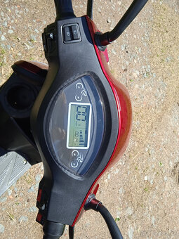 elektriský skůtr pro seniory SELVO 31000 - 9