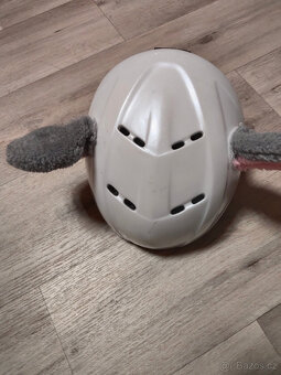 Lední dívčí brusle 33-36+helma . - 9