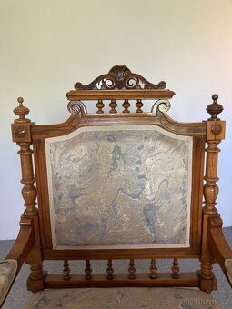 Čalouněné křeslo - 9