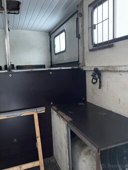 Autopřepravník na 2 koně - 9