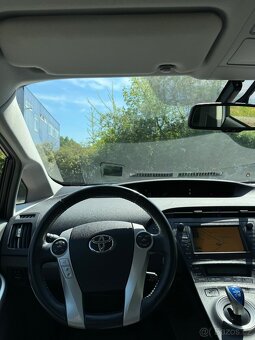 Toyota Prius - 9