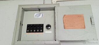 PRODÁM STAVEBNÍ BUŇKU 6X3 M - 9
