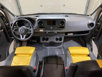 OBYTNÝ AUTOMOBIL MERCEDES BENZ AG 4x4, - 9