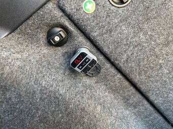 Škoda Octavia 2 kombi - 1.9 TDI - 9