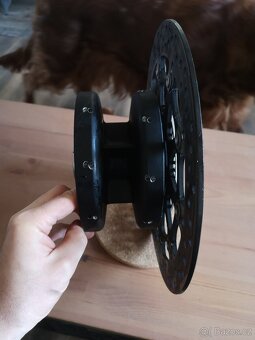 Royal enfield 650, přední kotouč Brembo se středem kola - 9