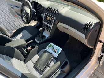 Škoda Octavia combi II 1,6TDI 2010 facelift - 9