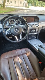 MERCEDES W212 FACELIFT AMG - 9