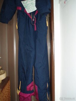 kvalitní zimní oblečení sportovní kalhoty - 9