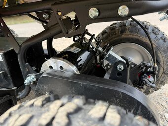 HECHT DĚTSKÁ ČTŘKOLKA - 9