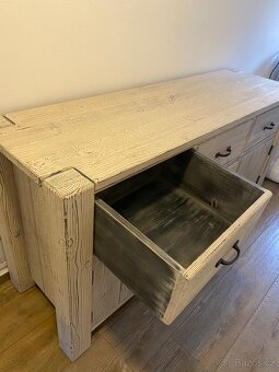 Kvalitní set z masivu - 9