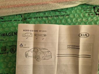 boční dekorativní a ochranné lišty dveří , lesklý chrom Kia - 9