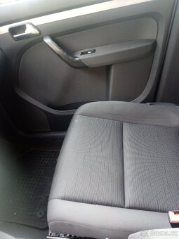Prodám Volkswagen Touran 19 tdi - 9