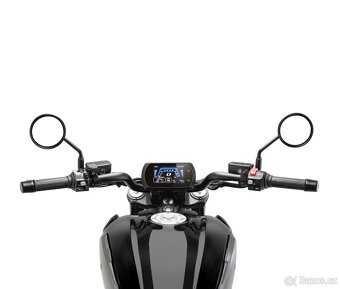 Morbidelli C1002V Akční cena + helma a bunda zdarma - 9