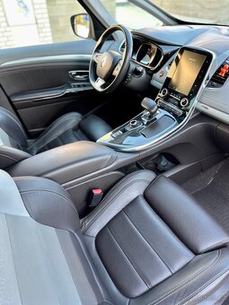 Renault Espace INITIALE PARIS - 9