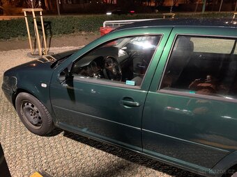 Volkswagen Golf 1.4 - 9