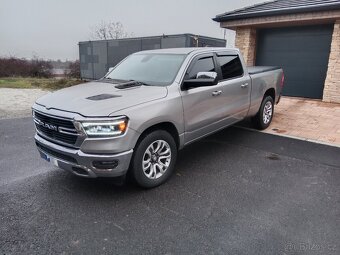 Dodge Ram Big Horn Crew Cab 5.7 Hemi - 9