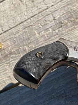 US Revover Iver Johanson American Bulldog cal 44 Rus - 9