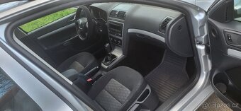 Škoda Octavia combi II TDI 77kW Elegance Facelift CZ-TOP - 9