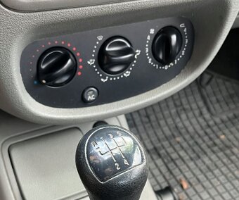 Renault THALIA 1.4i 55KW - 9
