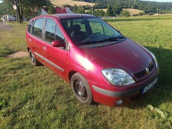 Renault scenic 1.4 - 9
