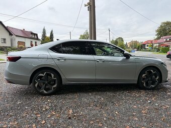 Škoda Superb 4 Sportline 2.0TSI 195kW 4x4 7/2025 440km - 9