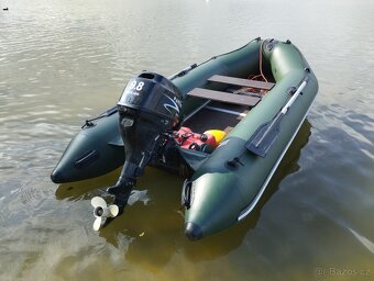 Člun s motorem Parsun 9.8 4t, a elektromotorem - 9