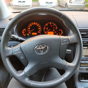 Toyota Avensis Kombi II Diesel - 9