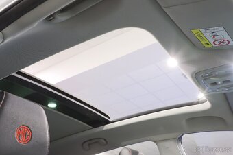 MG ZS 1.5 78kW 76tkm Man. Dynamic LED - záruka Autodraft - 9