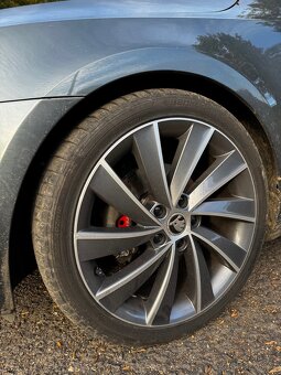 Škoda octavia 3 2.0TDI 110kw - 9