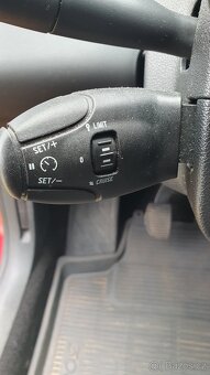 Peugeot 308 1,6 hdi - 9