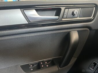 Volkswagen Touareg 3.0 TDI - CZ - 1.Majitel - DPH - 9
