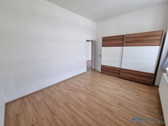 Pronájem zděného bytu 2+kk, 64m2, Náchod. - 9