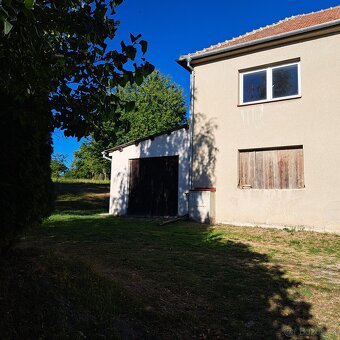 Prodám zemědělskou usedlost s pozemky - 9