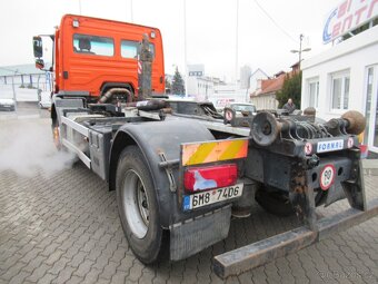 MB Axor 1829 hákový nosič kontejnerů - 9