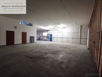 Pronájem komerčního objektu s halou, 400 m 2 + 400 m2 plochy - 9