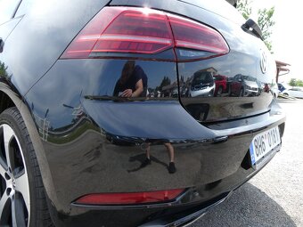 Volkswagen Golf 1.6 TDi 85kW R-LINE, 2x kola - 9