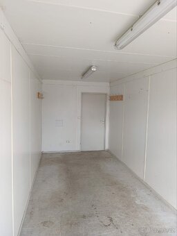 Zateplený kancelářský, obytný kontejner ANTONIO 6m - 9