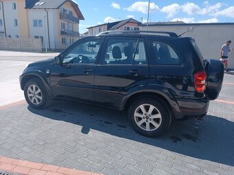 Toyota RAV4 2,0D 4x4 - 9
