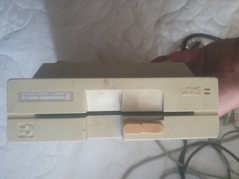 Commodore 64 1541-II + Disketova jednotka + Joystick - 9