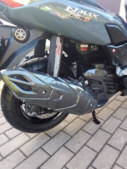 Yamaha Nmax V2 125 (5400km)+doplňky - 9