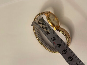 Damské hodinky Citizen, pružný náramek, nova baterka - 9