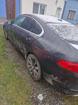 Jaguár XF 3.0d 177kw limuzína - 9