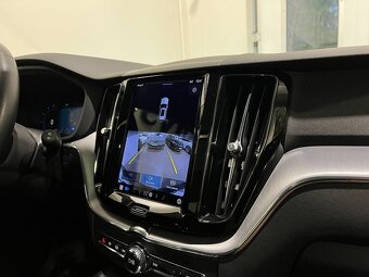 Volvo XC60 Recharge T6 AWD Inscription rok 2022 - 9