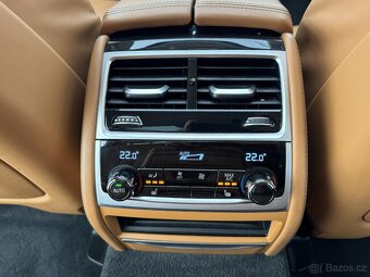 BMW Řada 7, 750d 4x4 CZ HUD Laser DPH - 9