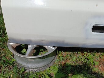 VW T5 Multivan, transportér  - páté dveře , víko kufru - 9