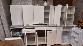 Kuchyňská linka německé výroby - 9