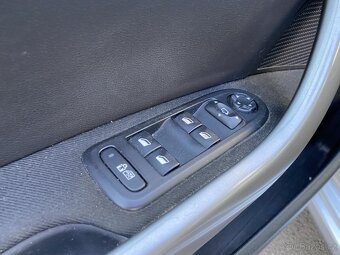 Peugeot 308 1.6 VTi , 88 kW benzín, 2012 - 9